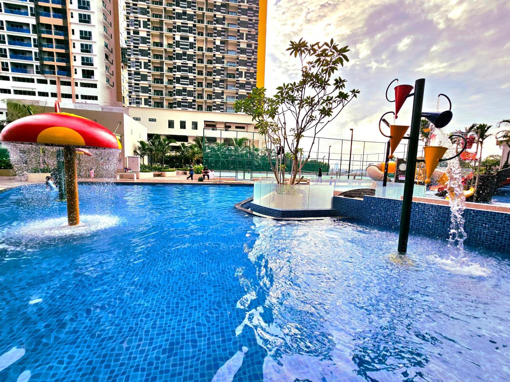 Bali Residence Waterpark Executive Suites Melaka By Ggm Esterno foto